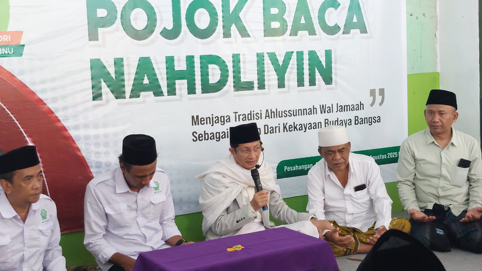 Menag Luncurkan Pojok Baca Nahdliyin Cilacap di Ponpes El Muslim Pesahangan