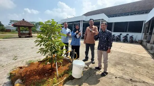 Mahasiswa STMIK Komputama Ciptakan Penyemprot Hama Otomatis Berbasis IOT, Diterapkan di Tanaman Durian