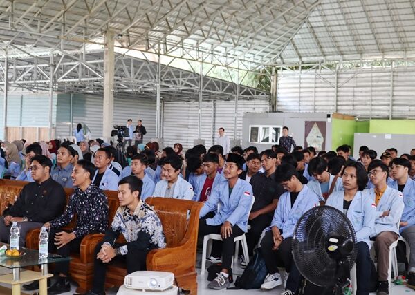 Doa Hari Senin Teks Arab Latin dan Artinya, Supaya Tambah Semangat dan Berkah!