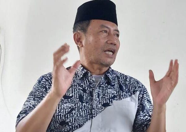 Pesantren Harus Kuasai Teknologi dan Kecerdasan Buatan, Prof Aziz Tantang Santri Bikin AI Sendiri